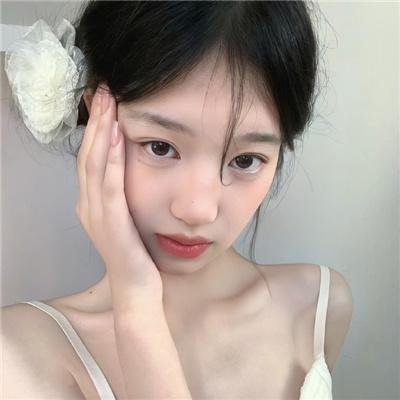 老妇与鸽子